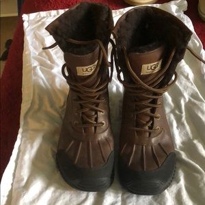Ugg Adirondack boots
